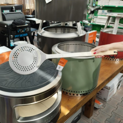 Perforovaná šupka na pizzu Solo Stove