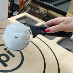 Krájač na pizzu Solo Stove