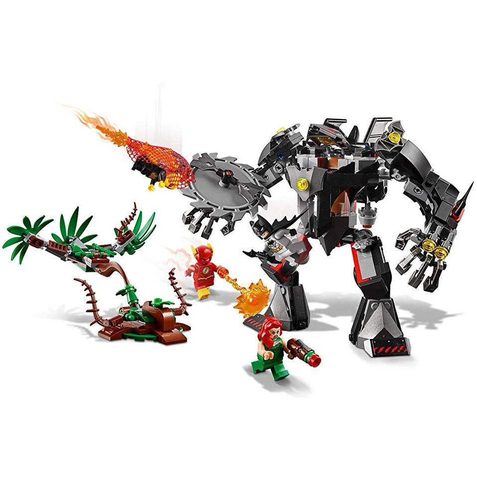LEGO Super Heroes 76117 Súboj robotov Batmana a Poison Ivy