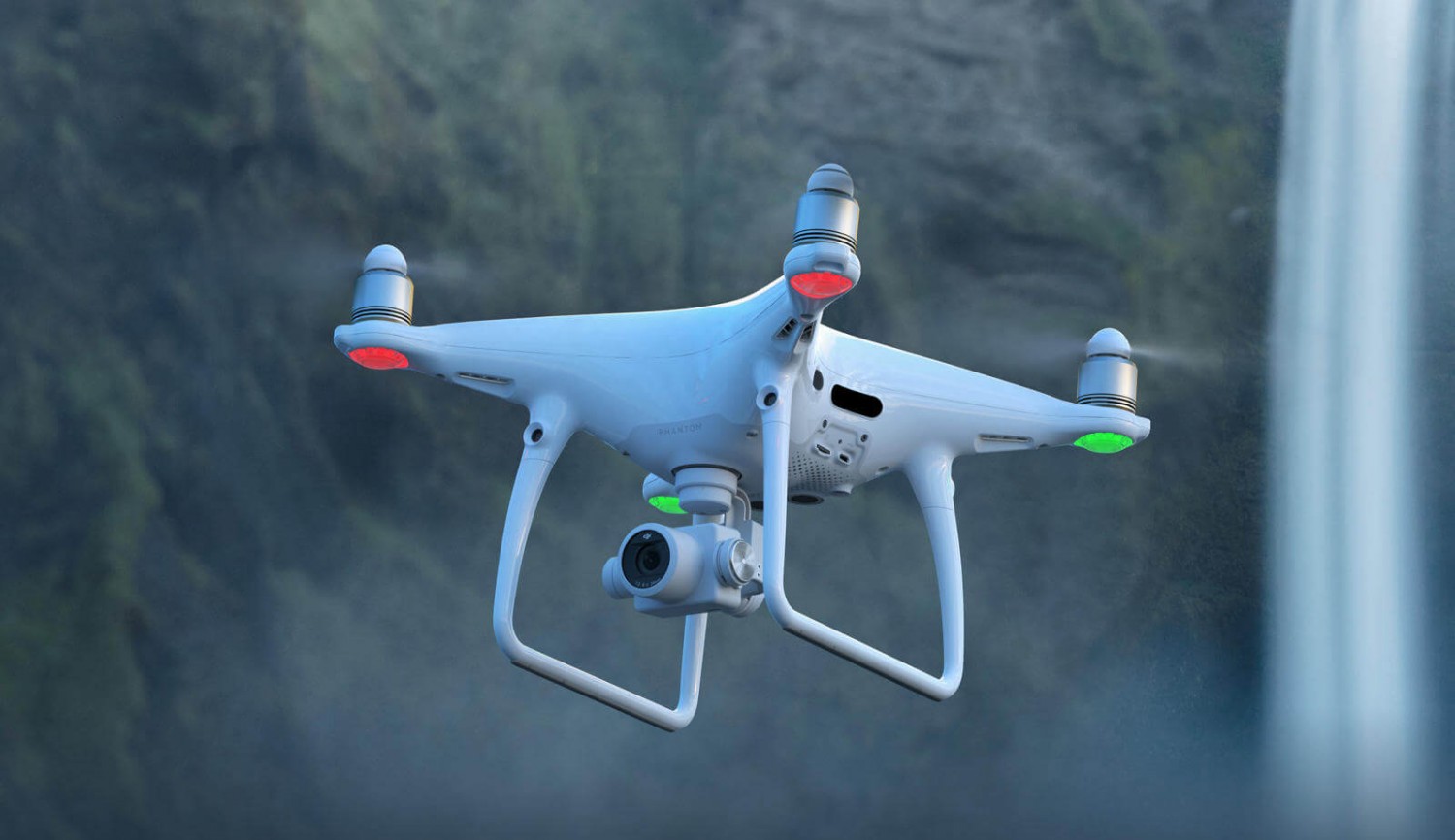 Predstavenie drona DJI Phantom 4 Pro