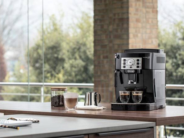 Predstavenie kávovaru De'Longhi ECAM 22.110 B Espresso
