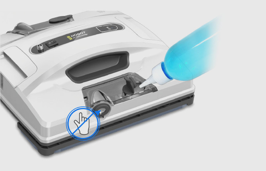 Dva vymeniteľné zásobníky a čistiaci prostriedok