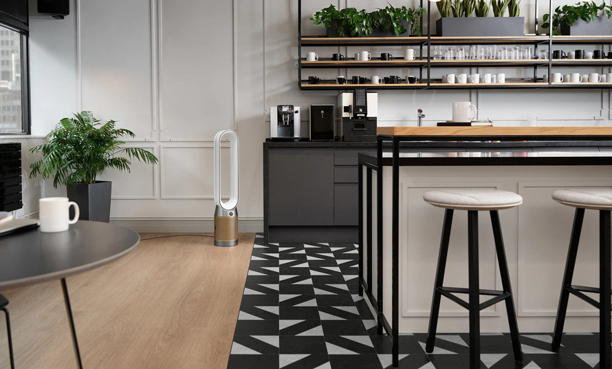 Čistí vzduch v celej miestnosti