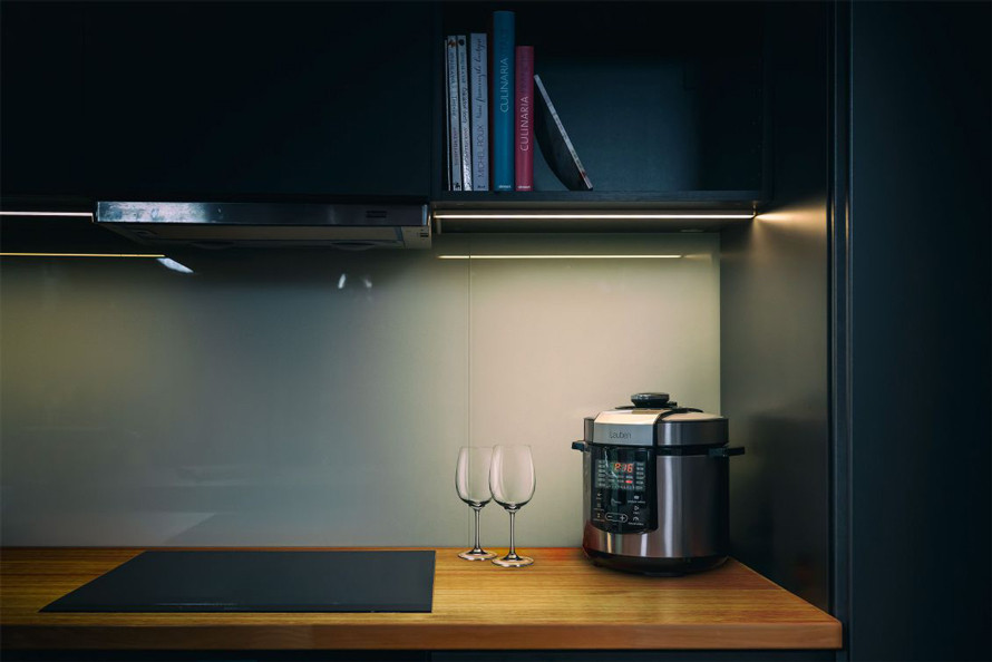 Predstavenie multifunkčného variča Lauben 18SB Czech Edition