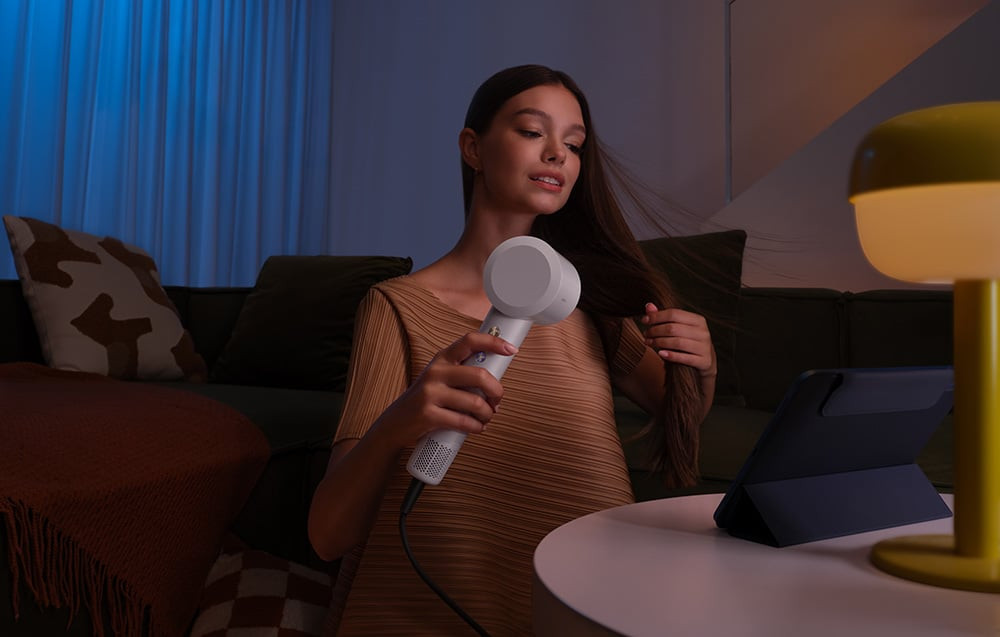 Negatívna iónová technológia pre zdravé a hladké vlasy