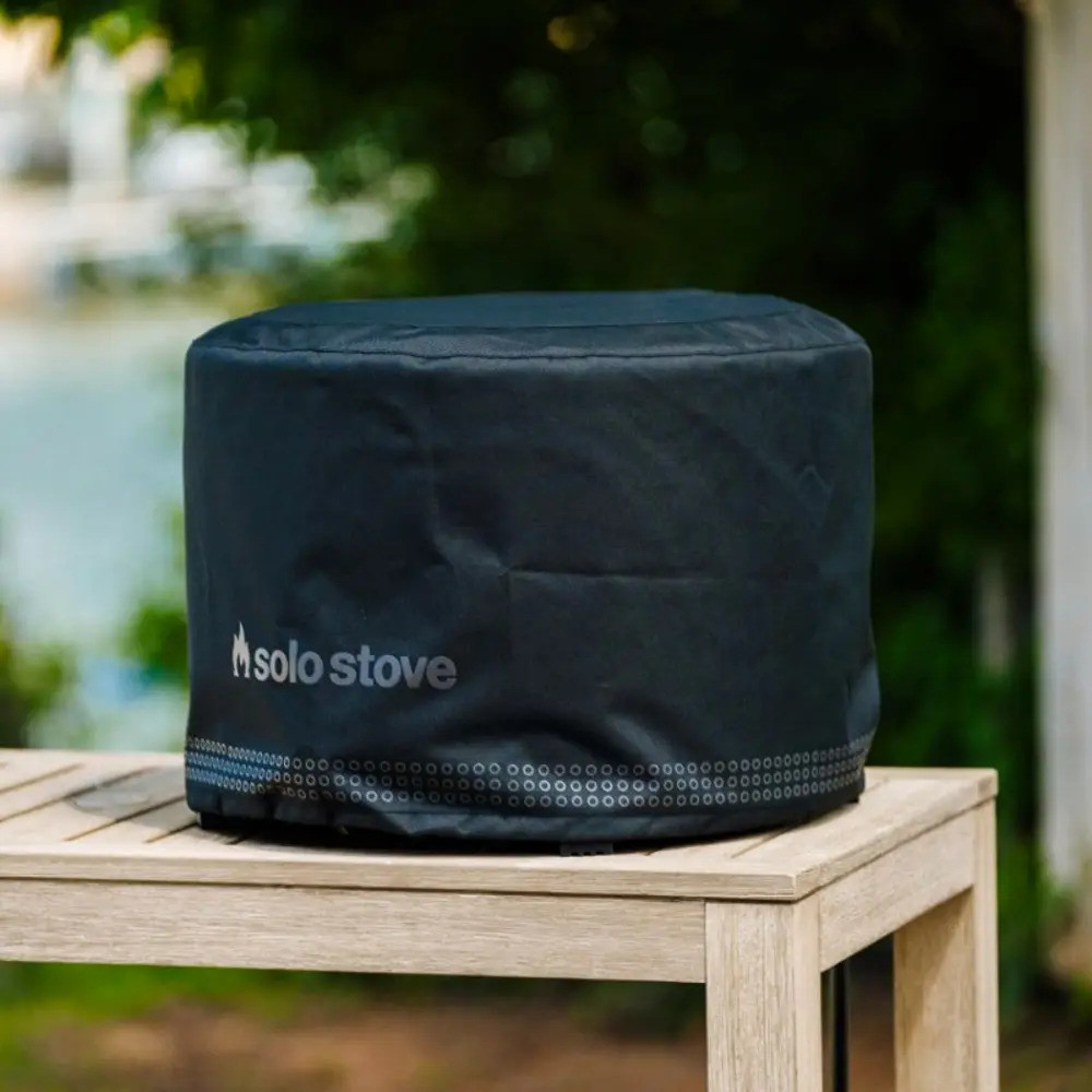 Pečenie pizze, chleba a mäsa