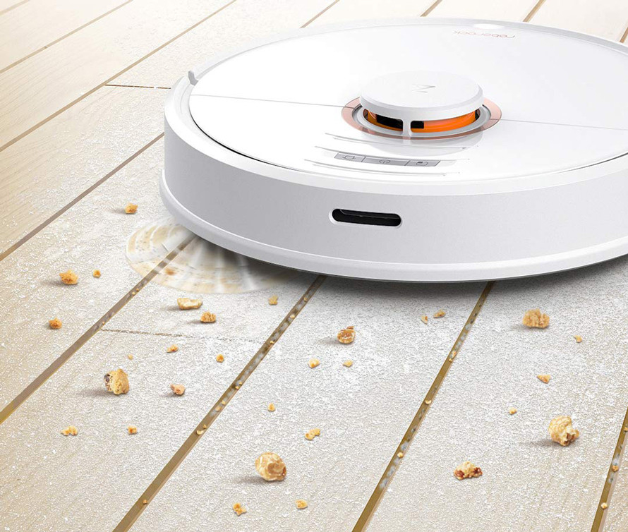 Vysáva a umýva súčasne