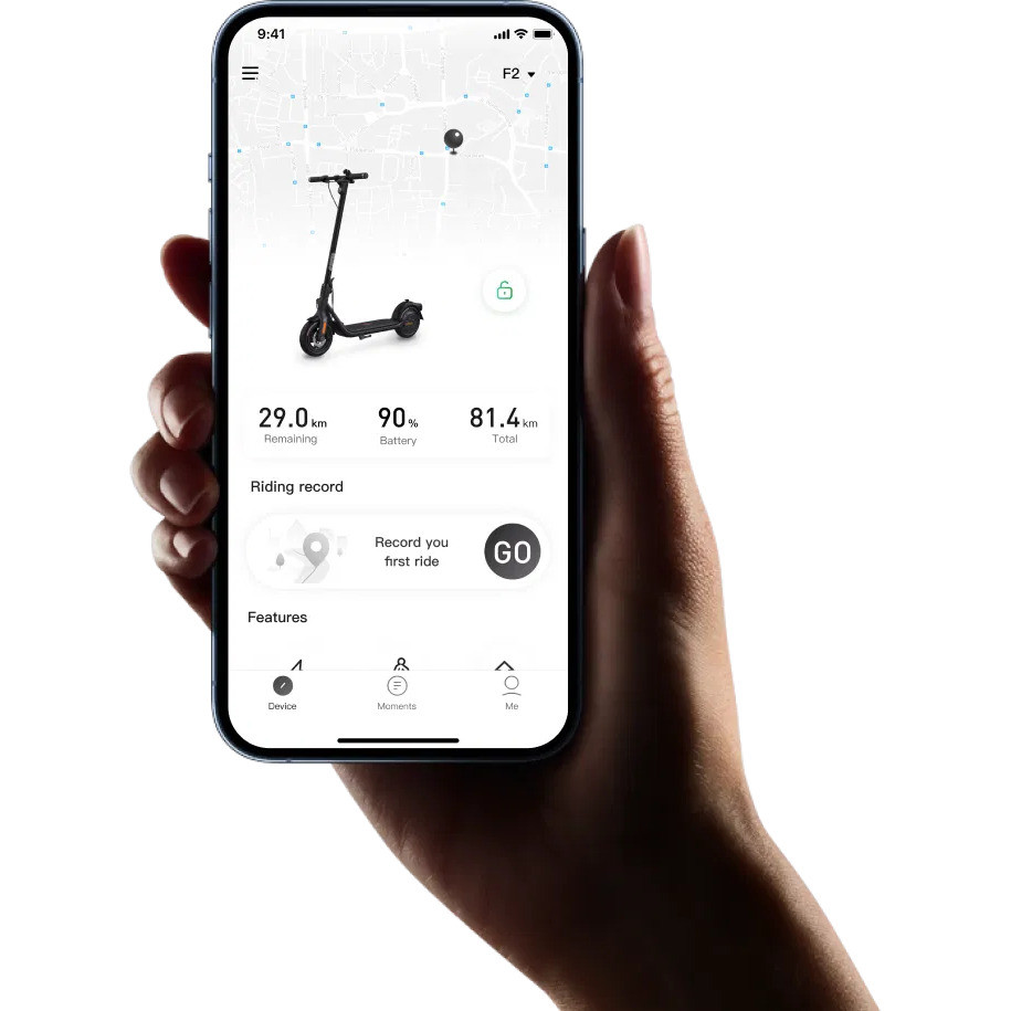 Jednoduché a jasné ovládanie kolobežiek