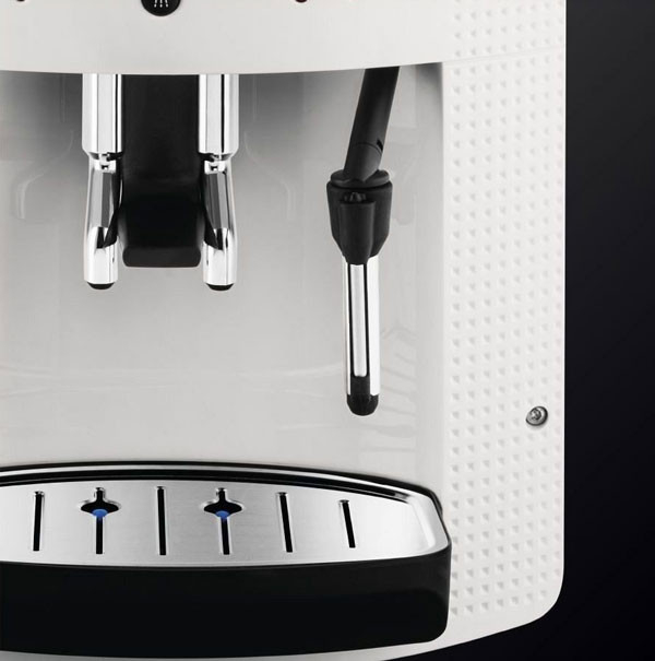 Parná tryska na prípravu dokonalého cappuccina