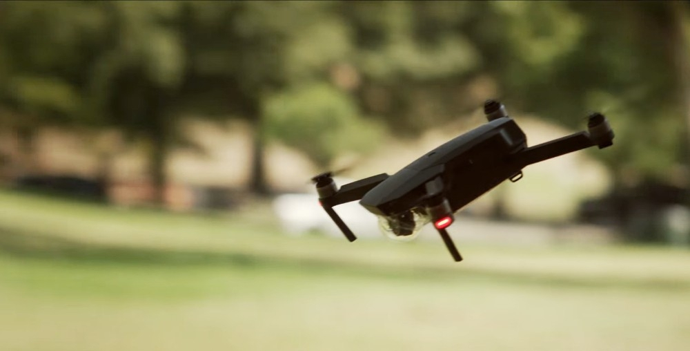 Presné určovanie polohy a vyhýbanie sa prekážkam