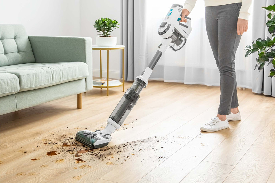 Predstavenie tyčového vysávača Sencor SVC 0825WH