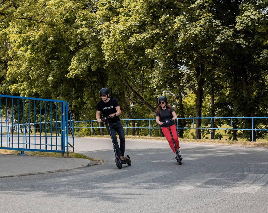 Výkonná batéria a motor